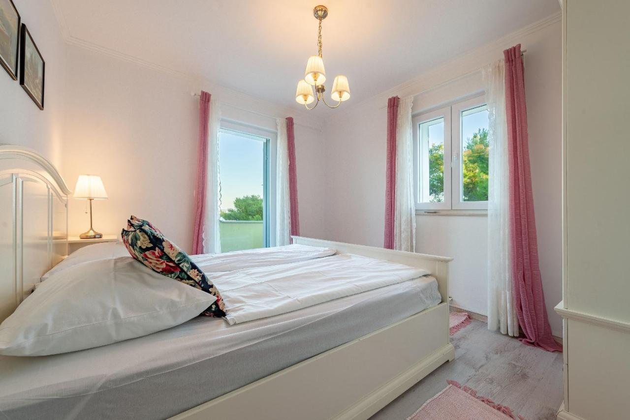 Villa Tatijana Zadarvillas Kukljica Eksteriør billede